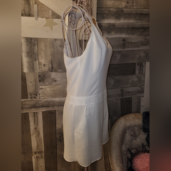 BEBE WHITE ROMPER - Picture 9 of 13